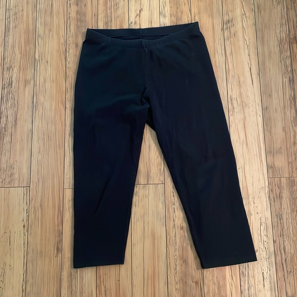 Black Capri